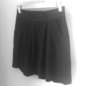 Jersey Knit Pocketed Skirt